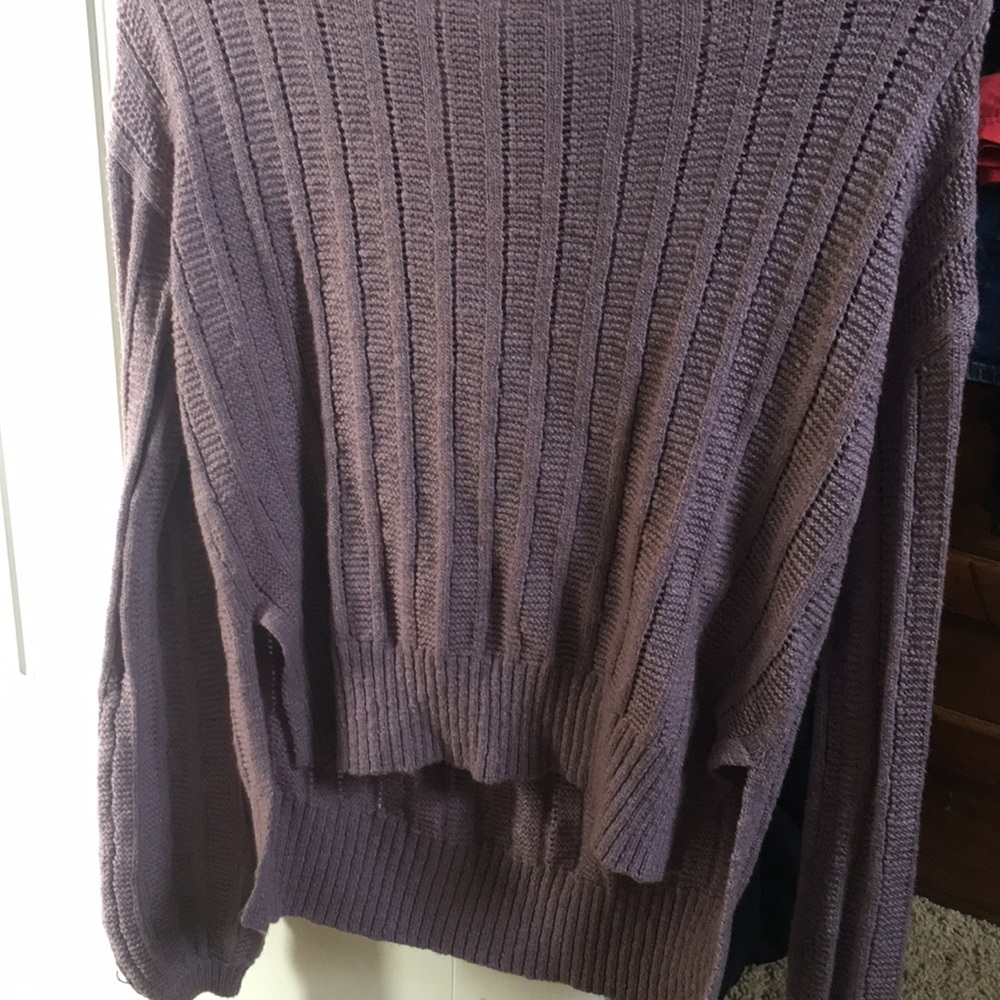 American Eagle sweater